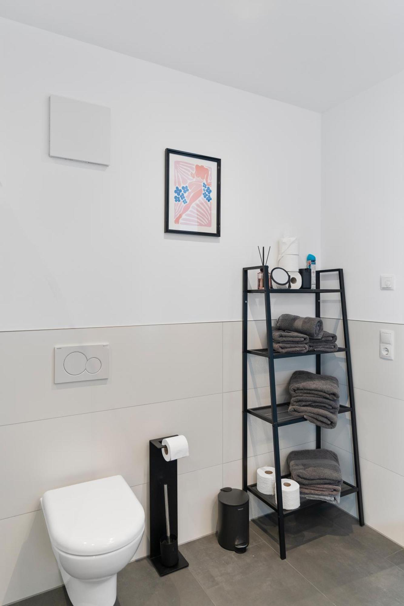 Anytime - Penthouse Mit Terrasse Und Bergsicht Apartment Friedrichshafen Exterior photo
