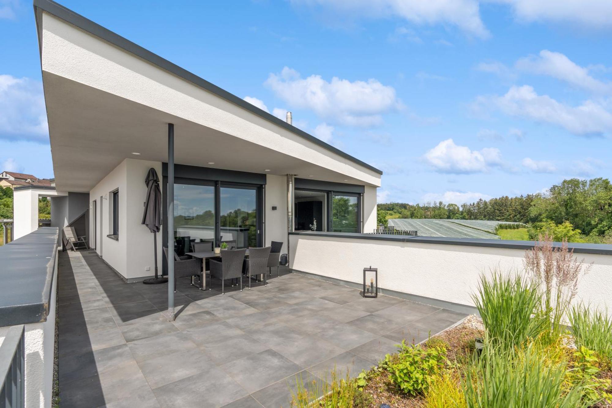 Anytime - Penthouse Mit Terrasse Und Bergsicht Apartment Friedrichshafen Exterior photo