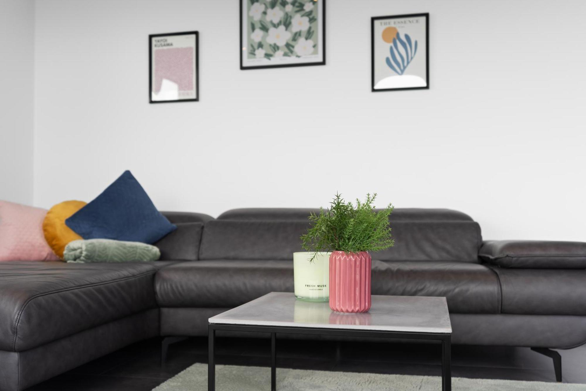 Anytime - Penthouse Mit Terrasse Und Bergsicht Apartment Friedrichshafen Exterior photo